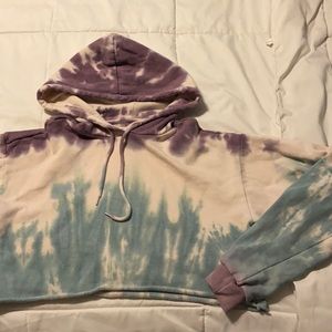 Like New Tie-dye Cropped Hoodie